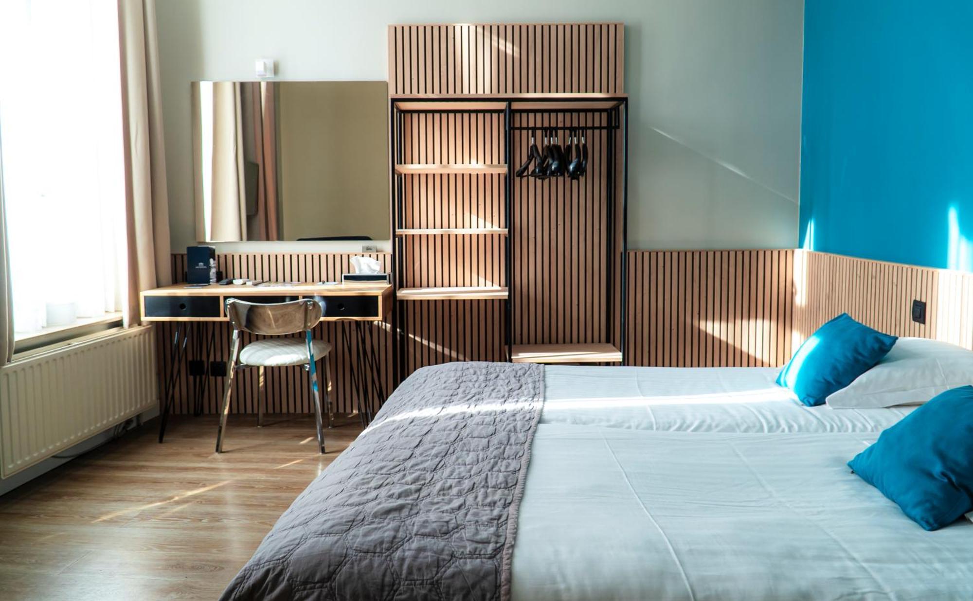 Hotel D'Alcantara トゥルネー エクステリア 写真