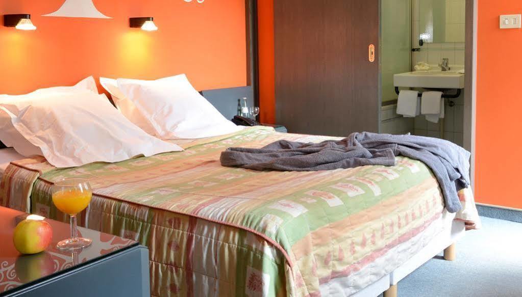Hotel D'Alcantara トゥルネー エクステリア 写真